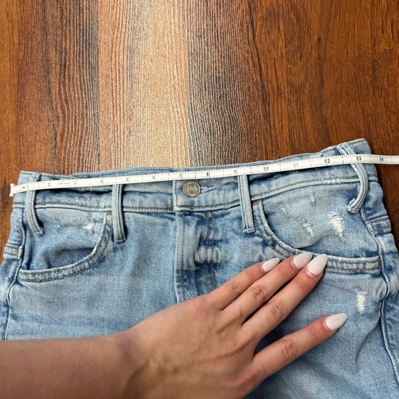 MOTHER The Hustler Ankle Fray Jeans – Size 26 – Distressed Light Wash Denim - Picture 3 of 8